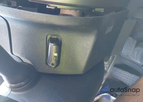 2007 Toyota Prius z USA, uszkodzony, nr VIN JTDKB20U377605469